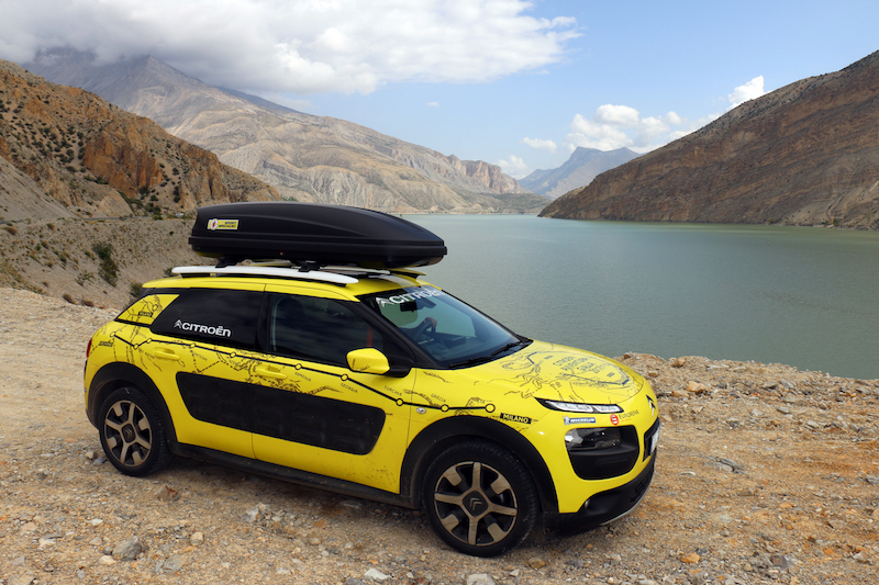 Citroën C4 Cactus: da Milano a Pechino. Impresa compiuta con successo! Citroën C4 Cactus: da Milano a Pechino. Impresa compiuta con successo!