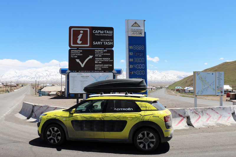 Citroën C4 Cactus: da Milano a Pechino. Impresa compiuta con successo! Citroën C4 Cactus: da Milano a Pechino. Impresa compiuta con successo!