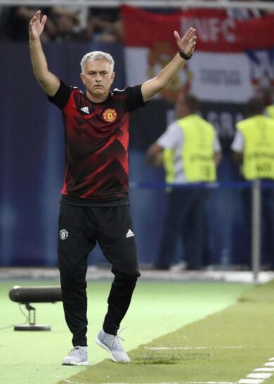 Supercoppa Europea Real Madrid-Manchester United 2-1. Zidane batte Mourinho