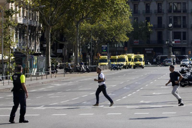 Barcellona, ecco i nomi dei jihadisti Barcellona, ecco i nomi dei jihadisti