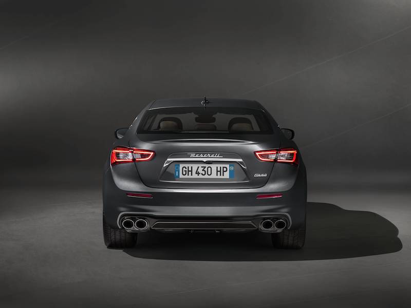Maserati Ghibli GranLusso le prime immagini