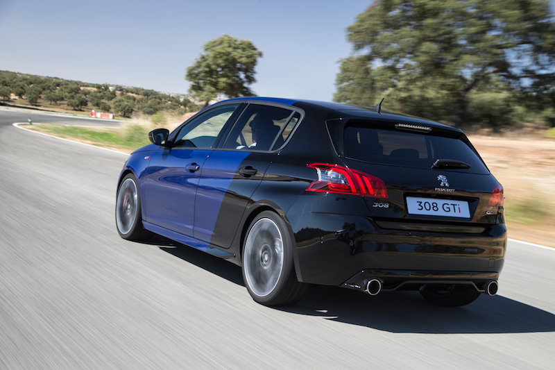 Nuova Peugeot 308 GTi: il Leone ruggisce ancora Nuova Peugeot 308 GTi: il Leone ruggisce ancora