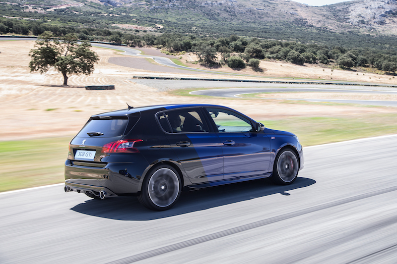 Nuova Peugeot 308 GTi: il Leone ruggisce ancora Nuova Peugeot 308 GTi: il Leone ruggisce ancora