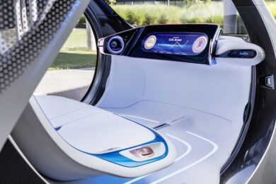 Smart vision EQ fortwo: ecologica, connessa, condivisa e guida autonoma