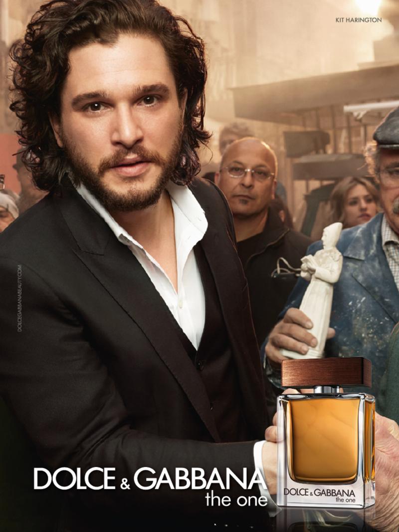 Il trono di spade si trasferisce nei decumani di Napoli per lo spot di D&G Il trono di spade si trasferisce nei decumani di Napoli per lo spot di D&G