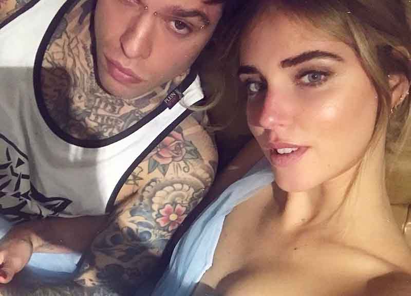 Chiara Ferragni e Fedez aspettano un bimbo. Rivelazione dopo il pancino. FOTO Chiara Ferragni e Fedez aspettano un bimbo. Rivelazione dopo il pancino. FOTO