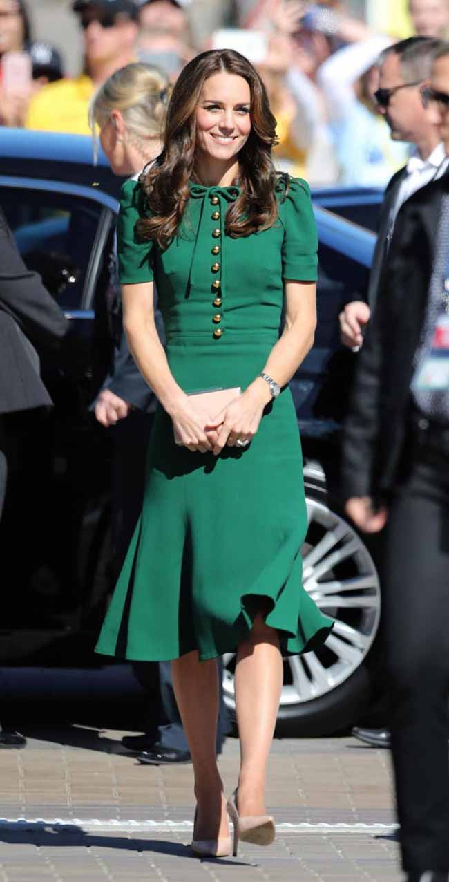 Kate Middleton veste Prada. FOTO Kate Middleton veste Prada. FOTO