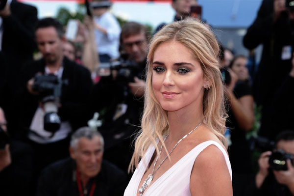 Chiara Ferragni e Fedez aspettano un bimbo. Rivelazione dopo il pancino. FOTO Chiara Ferragni e Fedez aspettano un bimbo. Rivelazione dopo il pancino. FOTO