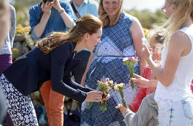 Kate Middleton veste Prada. FOTO Kate Middleton veste Prada. FOTO