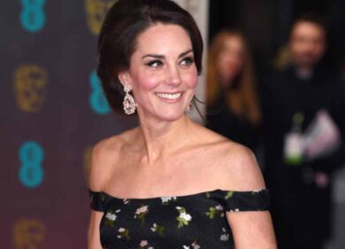 Kate Middleton, il topless costa caro… FOTO