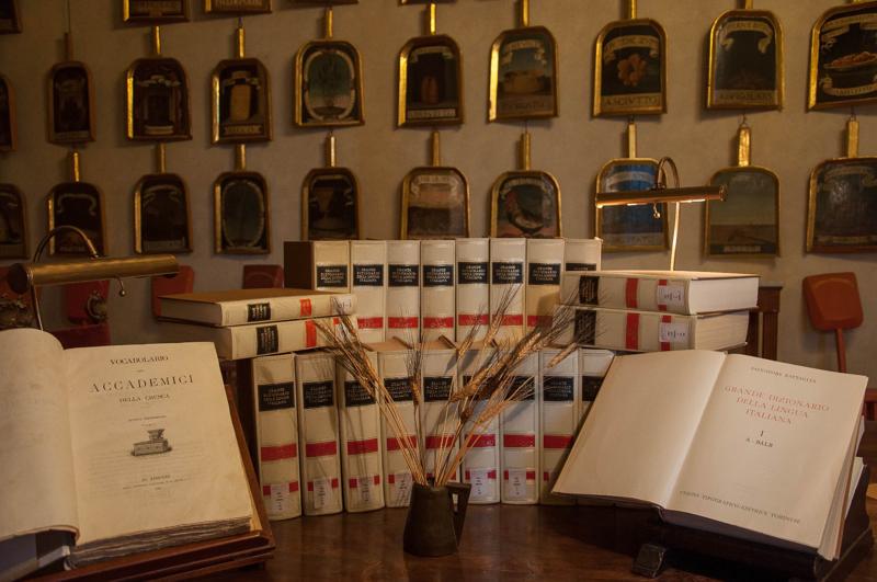 Storico accordo tra la casa editrice UTET e l’Accademia della Crusca Storico accordo tra la casa editrice UTET e l’Accademia della Crusca