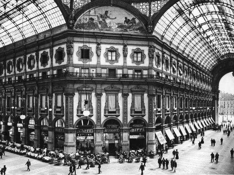 Il Ristorante Biffi compie 150 anni: Milano brinda in Galleria Il Ristorante Biffi compie 150 anni: Milano brinda in Galleria