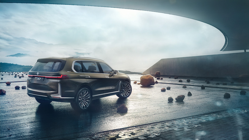 Francoforte 2017: BMW Concept X7 iPerformance: la nuova frontiera dei Suv