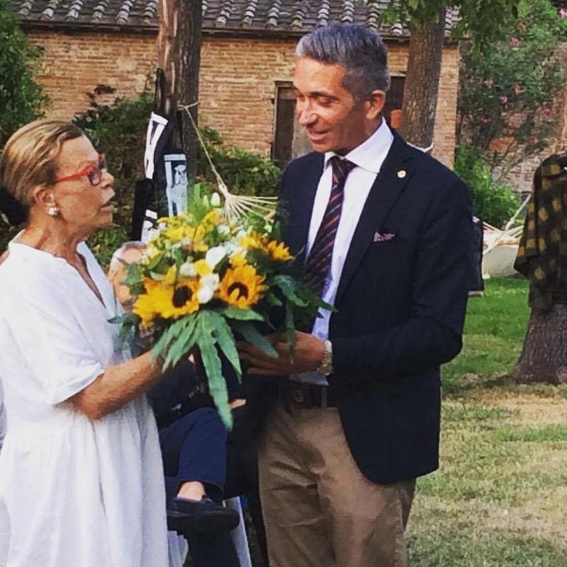 I nobili? Tutti in ferie a Santa. Ecco chi è andato dove… L’Aristocrazia