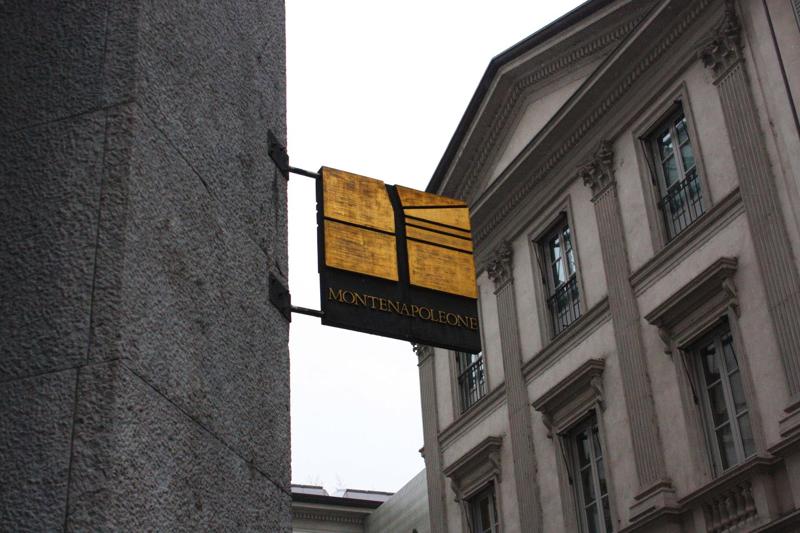 Milano, Via Montenapoleone tra le strade più costose al mondo Milano, Via Montenapoleone tra le strade più costose al mondo