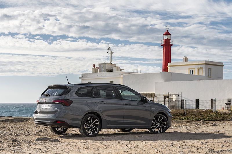 Debutta la nuova Fiat Tipo S-Design, sportività e stile Debutta la nuova Fiat Tipo S-Design, sportività e stile