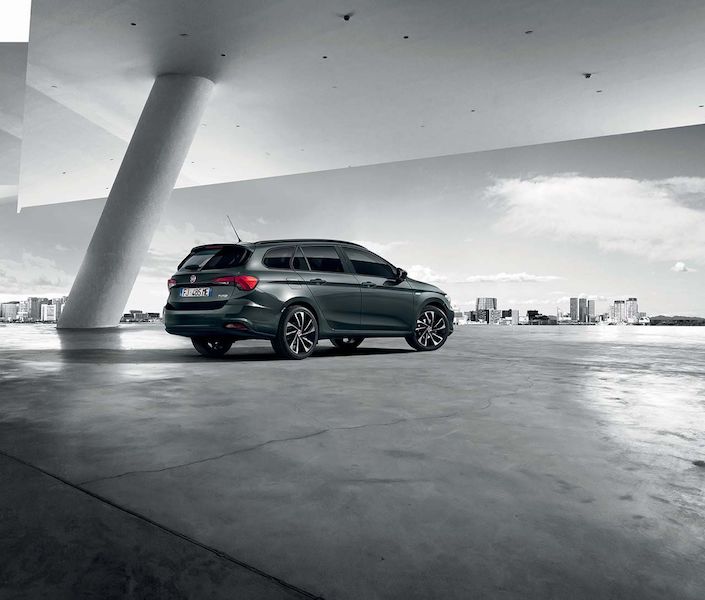 Debutta la nuova Fiat Tipo S-Design, sportività e stile Debutta la nuova Fiat Tipo S-Design, sportività e stile