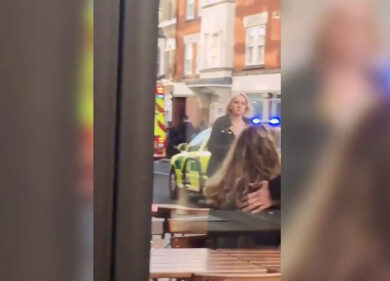 Esplosione Londra: l’arrivo dei soccorsi