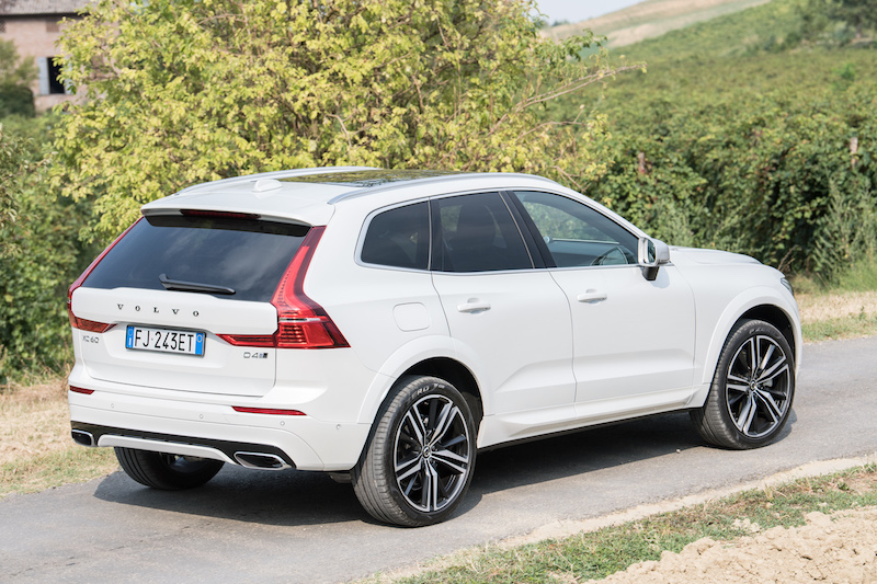 Nuova Volvo XC60: piacere di guida allo stato puro Nuova Volvo XC60: piacere di guida allo stato puro
