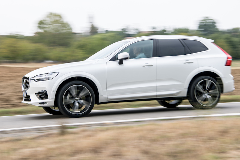 Nuova Volvo XC60: piacere di guida allo stato puro Nuova Volvo XC60: piacere di guida allo stato puro