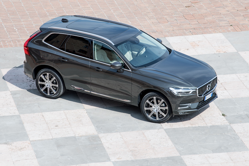 Nuova Volvo XC60: piacere di guida allo stato puro Nuova Volvo XC60: piacere di guida allo stato puro