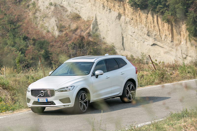 Nuova Volvo XC60: piacere di guida allo stato puro Nuova Volvo XC60: piacere di guida allo stato puro