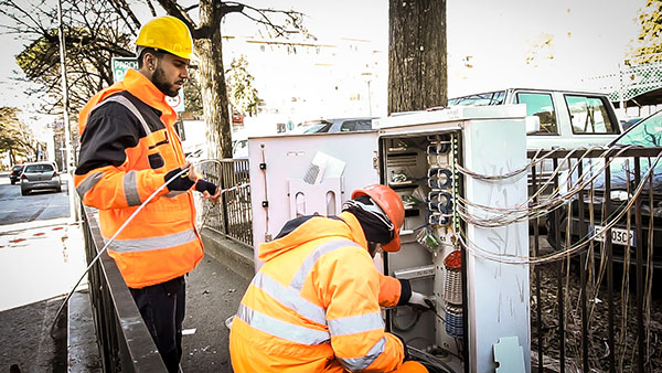 Open Fiber, la fibra ottica che connette l’Italia per farla finalmente correre Open Fiber, la fibra ottica che connette l’Italia per farla finalmente correre