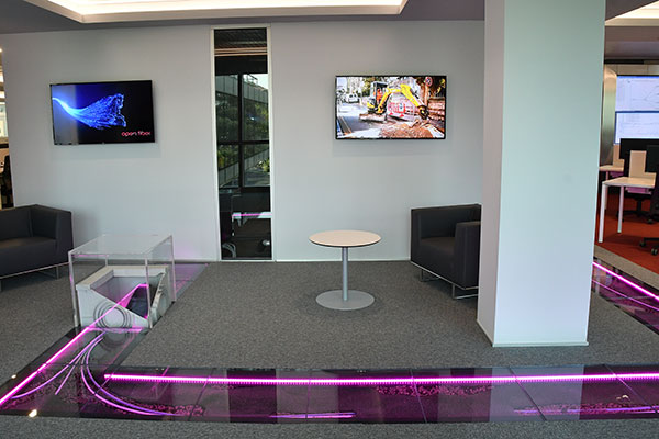 Open Fiber, la fibra ottica che connette l’Italia per farla finalmente correre Open Fiber, la fibra ottica che connette l’Italia per farla finalmente correre