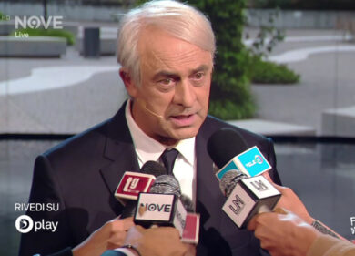 Fratelli di Crozza: Pisapia canta “My baby just care for me”