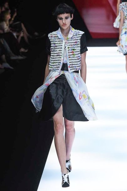 MFW, Armani, Cavalli e Elisabetta Franchi seducono. Nel weekend 23 sfilate MFW, Armani, Cavalli e Elisabetta Franchi seducono. Nel weekend 23 sfilate
