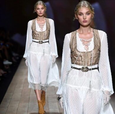 MFW, Armani, Cavalli e Elisabetta Franchi seducono. Nel weekend 23 sfilate