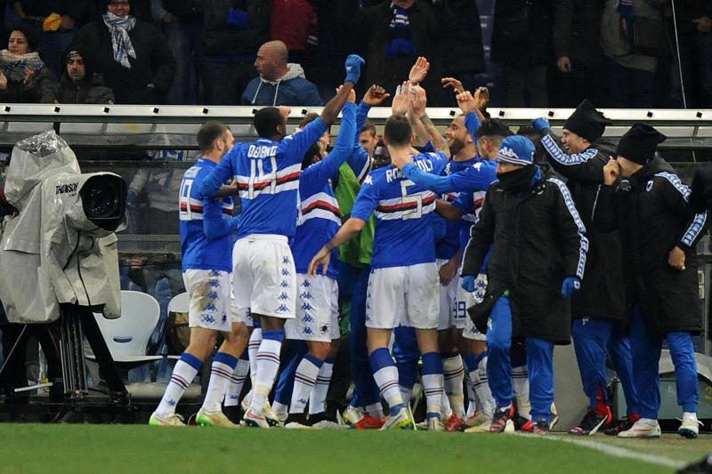 Serie A: l’Inter batte a fatica il Genoa. Il Milan crolla contro la Sampdoria Serie A: l’Inter batte a fatica il Genoa. Il Milan crolla contro la Sampdoria