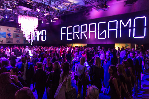 Salvatore Ferragamo, nuova fragranza: lo show è un quadro di Botticelli