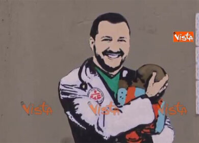 Salvini volontario di Medici Senza Frontiere, ma è solo un murales