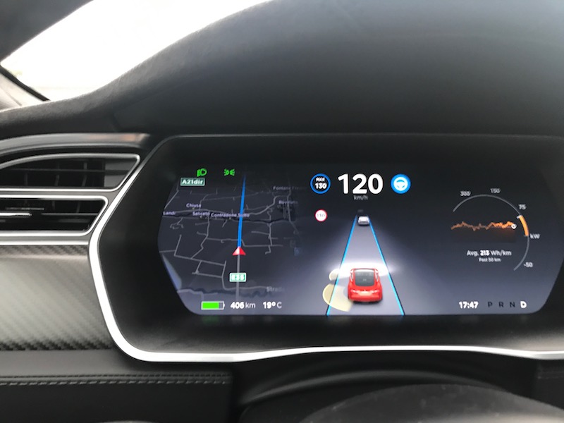 Tesla Model S, il nuovo concetto di performance e sicurezza