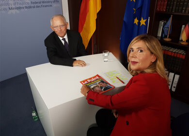 Germania, Schäuble: “La politica delle finanze non cambierà dopo le elezioni”