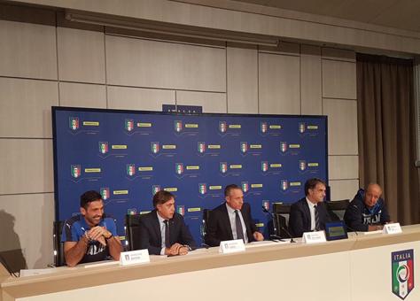 Poste italiane: da oggi è il top sponsor della Nazionale Italiana di Calcio Poste italiane: da oggi è il top sponsor della Nazionale Italiana di Calcio