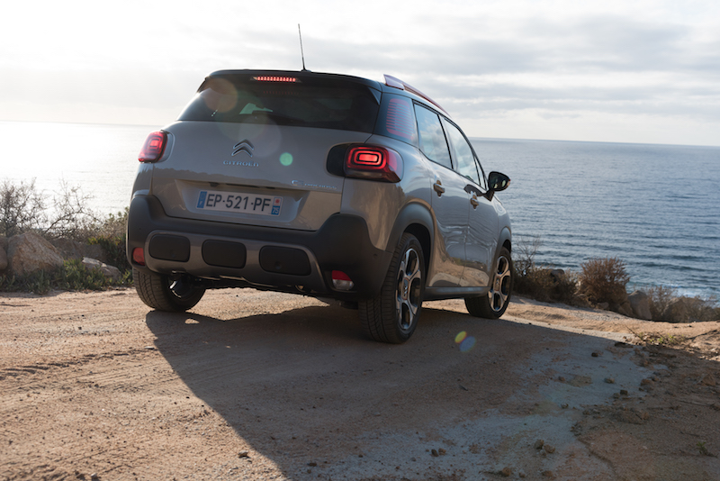 La “nuova vita“ di Fabio Volo con la Citroen C3 Aircross