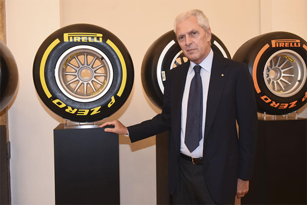 Pirelli debutta in Borsa e tiene nonostante il calo di Piazza Affari Pirelli debutta in Borsa e tiene nonostante il calo di Piazza Affari