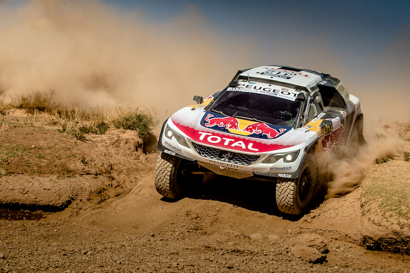 Loeb e la Peugeot 3008 DKR subito in testa al Rally del Marocco