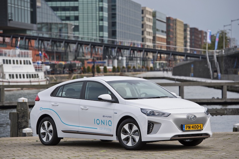 Hyundai: Il primo car-sharing elettrico ad Amsterdam con IONIQ Electric Hyundai: Il primo car-sharing elettrico ad Amsterdam con IONIQ Electric
