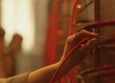 Vodafone. Il futuro è straordinario. Ready?