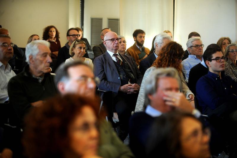 “Un centro chiamato desiderio”: Parisi: il Referendum? Nessun effetto concreto “Un centro chiamato desiderio”: Parisi: il Referendum? Nessun effetto concreto