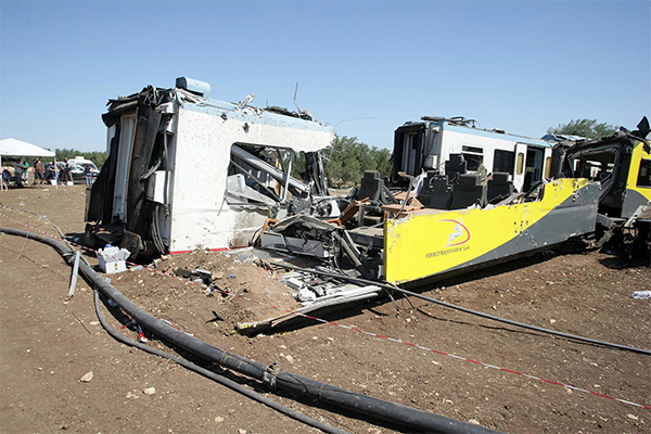 Strage dei treni di Andria: torna in servizio il capostazione indagato