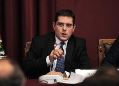 L. Bilancio, Capezzone: Scandalo svendita a privati crediti non riscossi