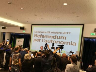 Referendum, Maroni: “Affluenza oltre il 40%. Sì al 95%”