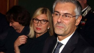 Il candidato Pd piazza la moglie in Università”.Micari vittima delle fake news