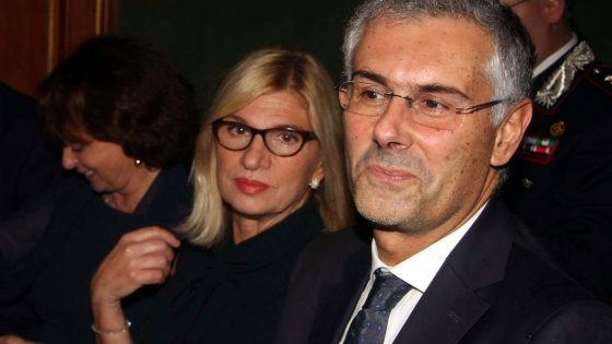 Il candidato Pd piazza la moglie in Università”.Micari vittima delle fake news Il candidato Pd piazza la moglie in Università”.Micari vittima delle fake news