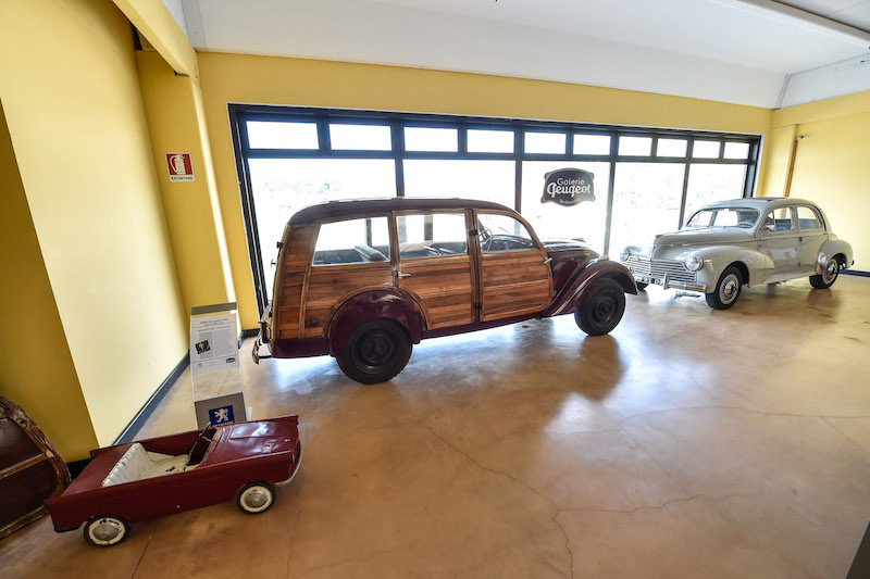 “Galerie Peugeot”, i 10 anni della mostra che racconta il mondo… del Leone