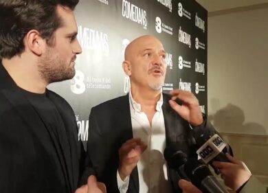 Bisio e Frank Matano presentano “The Comedians”